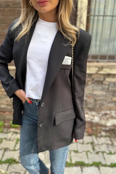 Yakası Etiket Detay Siyah Blazer Ceket