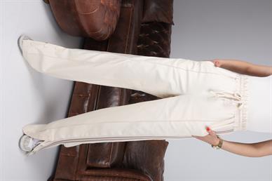 Yanı Şeritli Paça Çıtçıtlı Naturel Pantolon