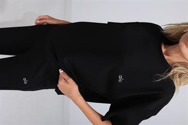 Yazı Baskılı Siyah Spor Takım
