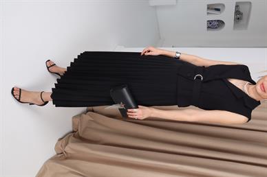 Yelekli Eteği Diliseli Siyah Elbise