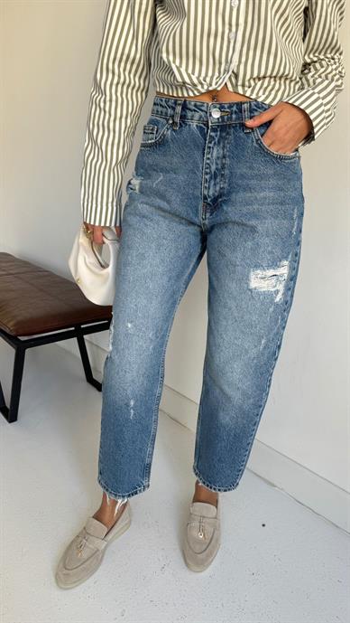Yırtık Detay Taşlamalı Mom Jean