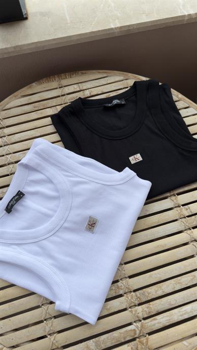 Yüzücü Kol Küçük Nakışlı Siyah Atlet