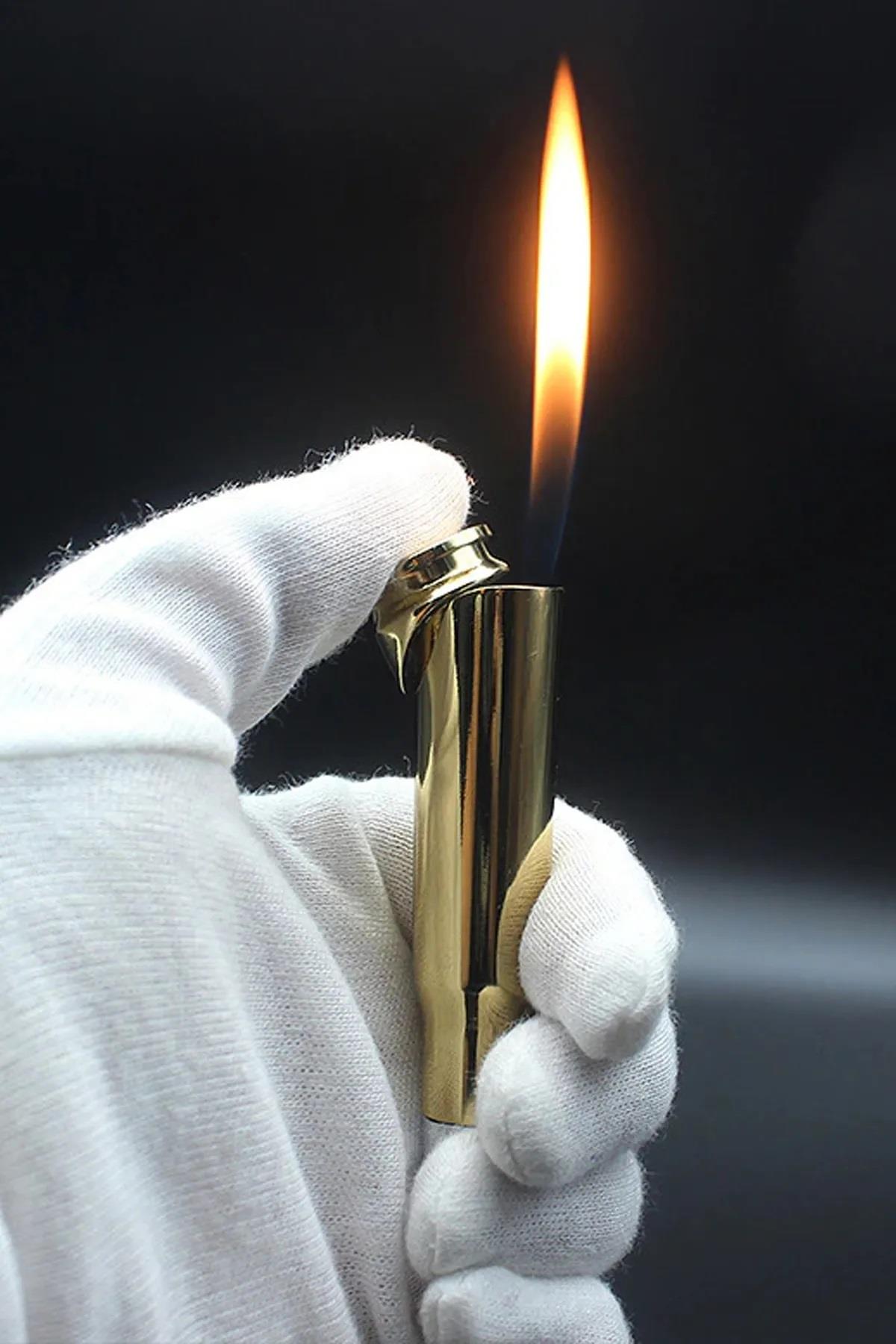 Mermi Tasarımında Lazer Işıklı Dekoratif Masaüstü Gazlı Çakmak