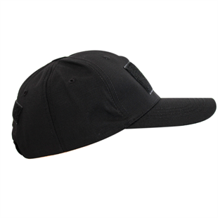 Cırtlı Siyah Şapka