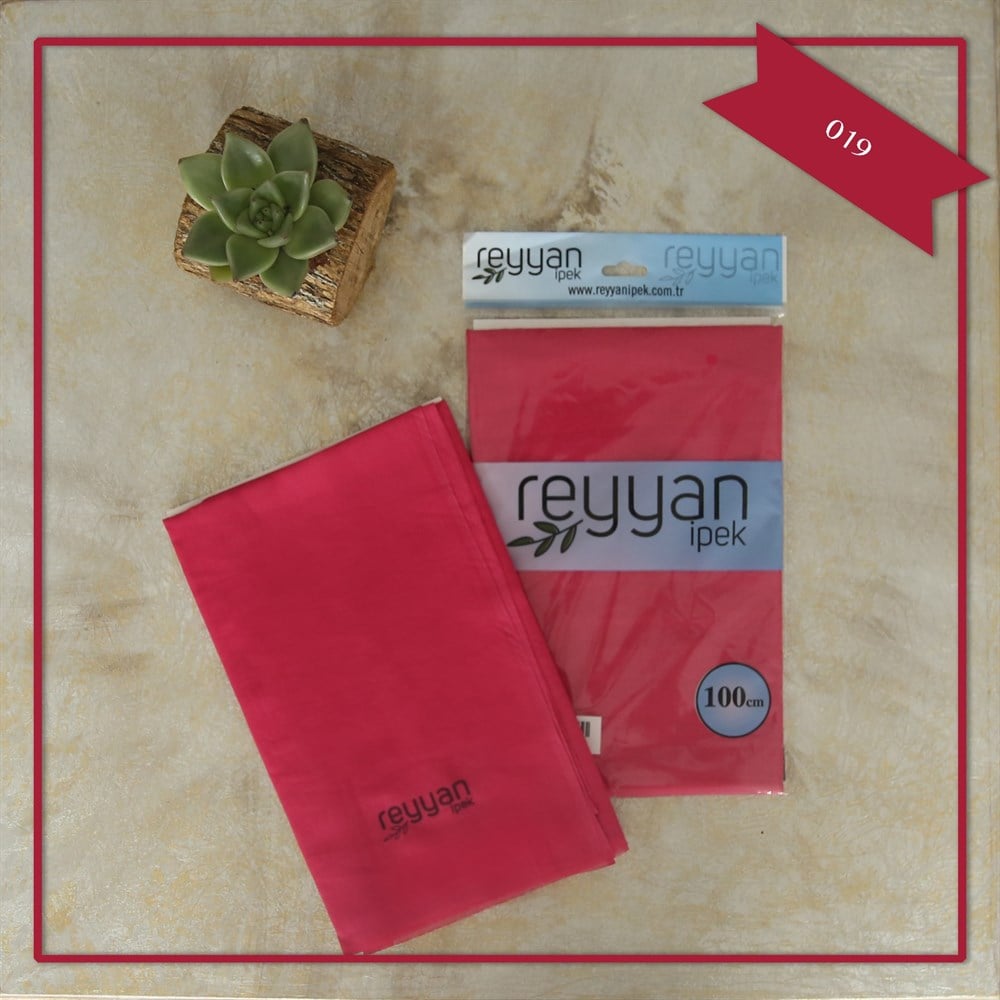 Reyyan Düz Renk Poşetli Yazma(K.Fuşya)