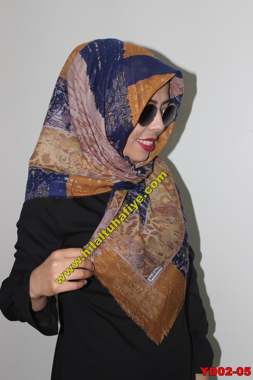 Yasemin Dimi Eşarp(02-05)