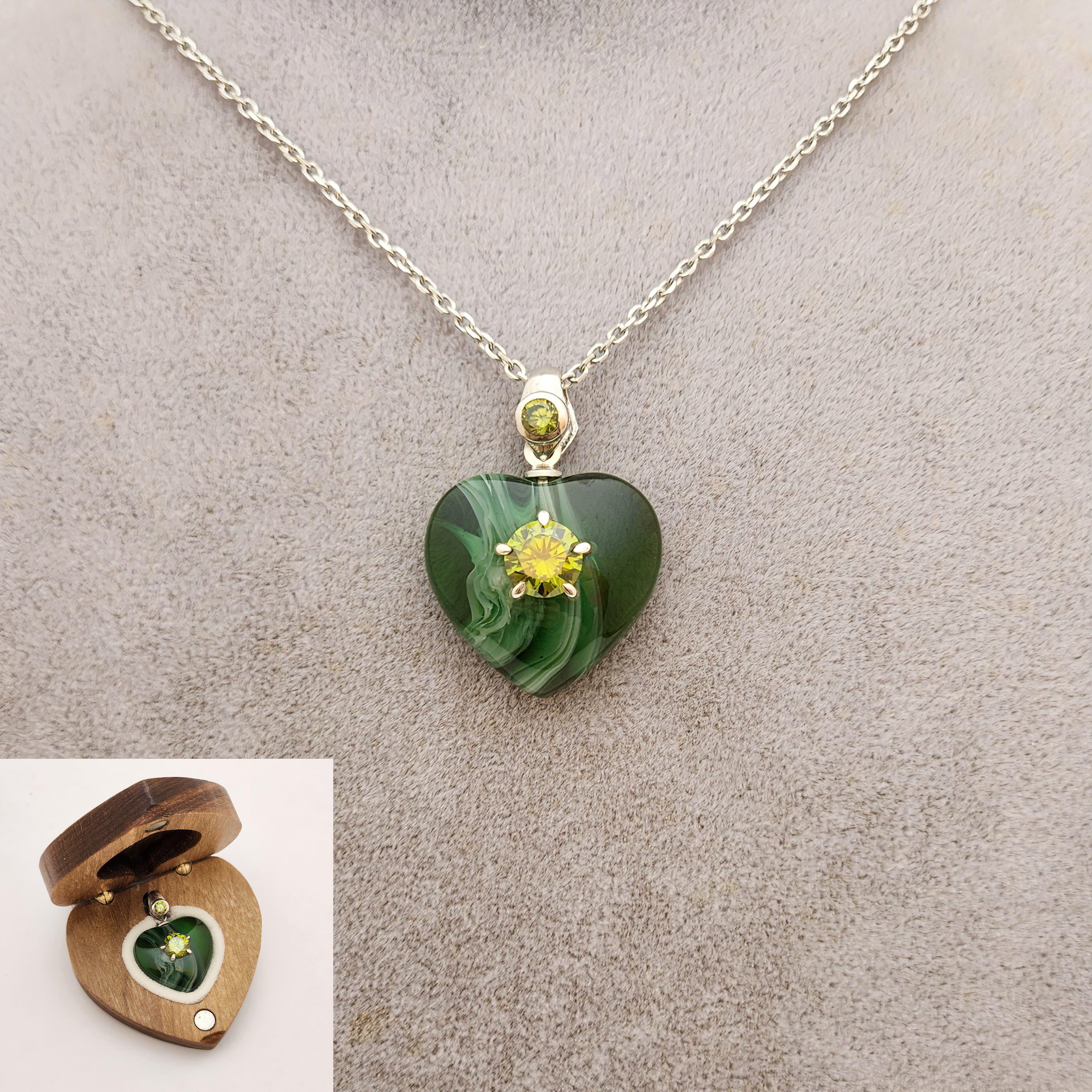6 mm Zirkon Taşlı Bakalit Gümüş Kolye (Özel Kutulu)