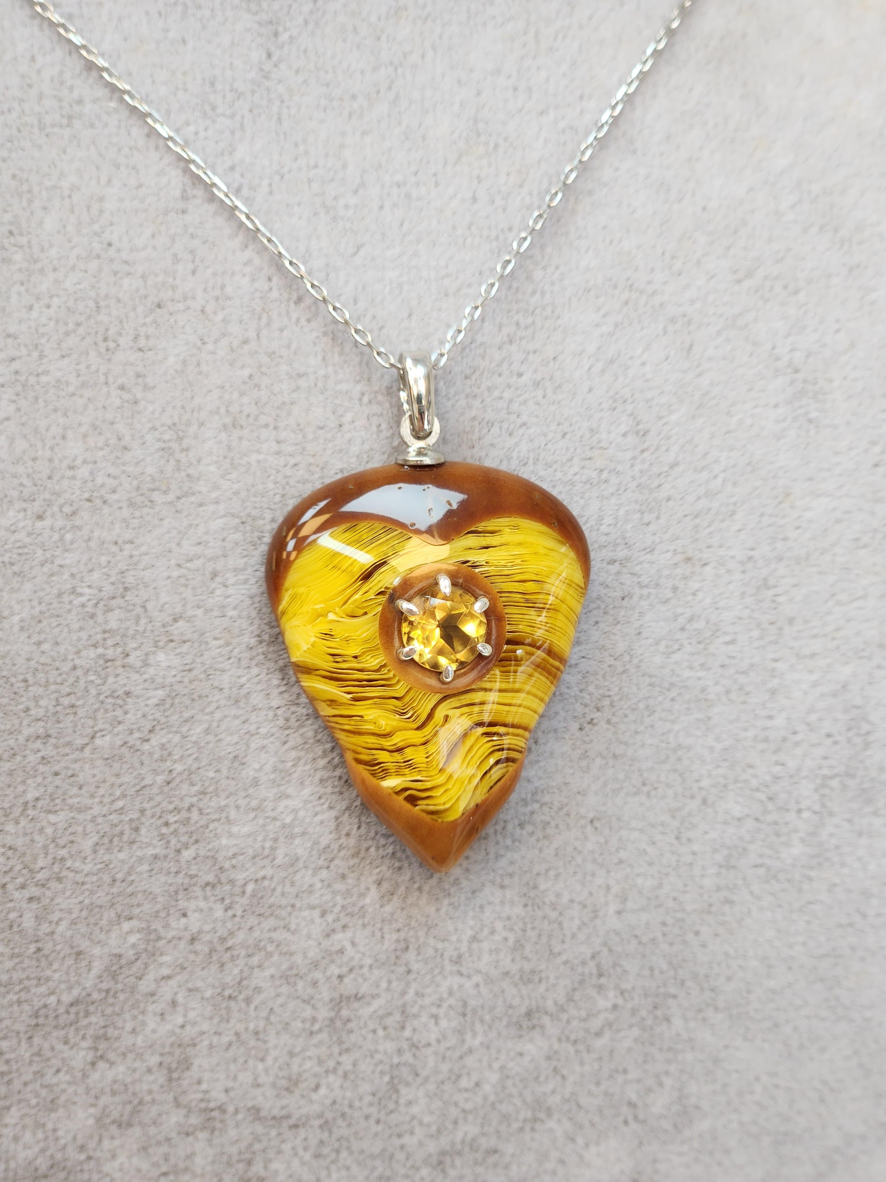 Citrine Taşı Bakalit Gümüş Kolye 