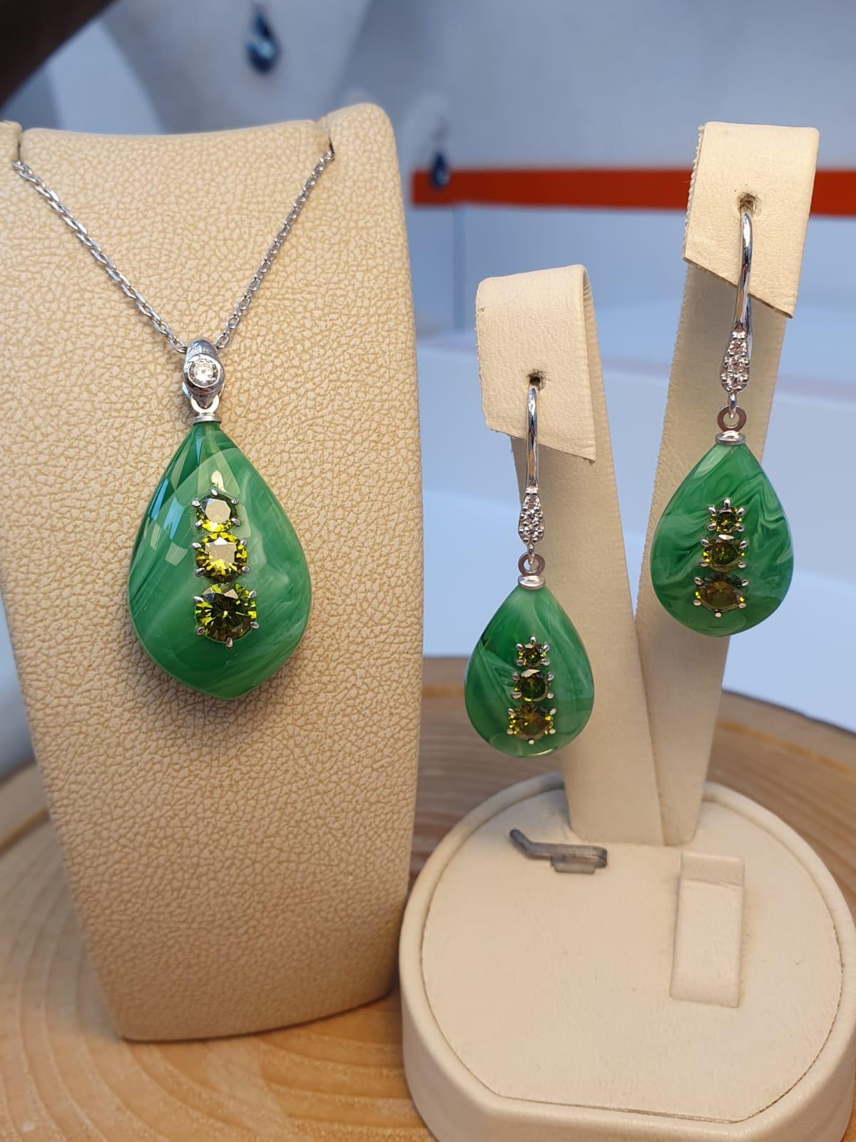 Zirkon Taşlı Bakalit Sıkma Kehribar Gümüş Kolye & Küpe Set 