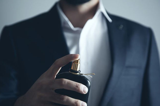 Erkek Parfümleri Nasıl Kullanılır?