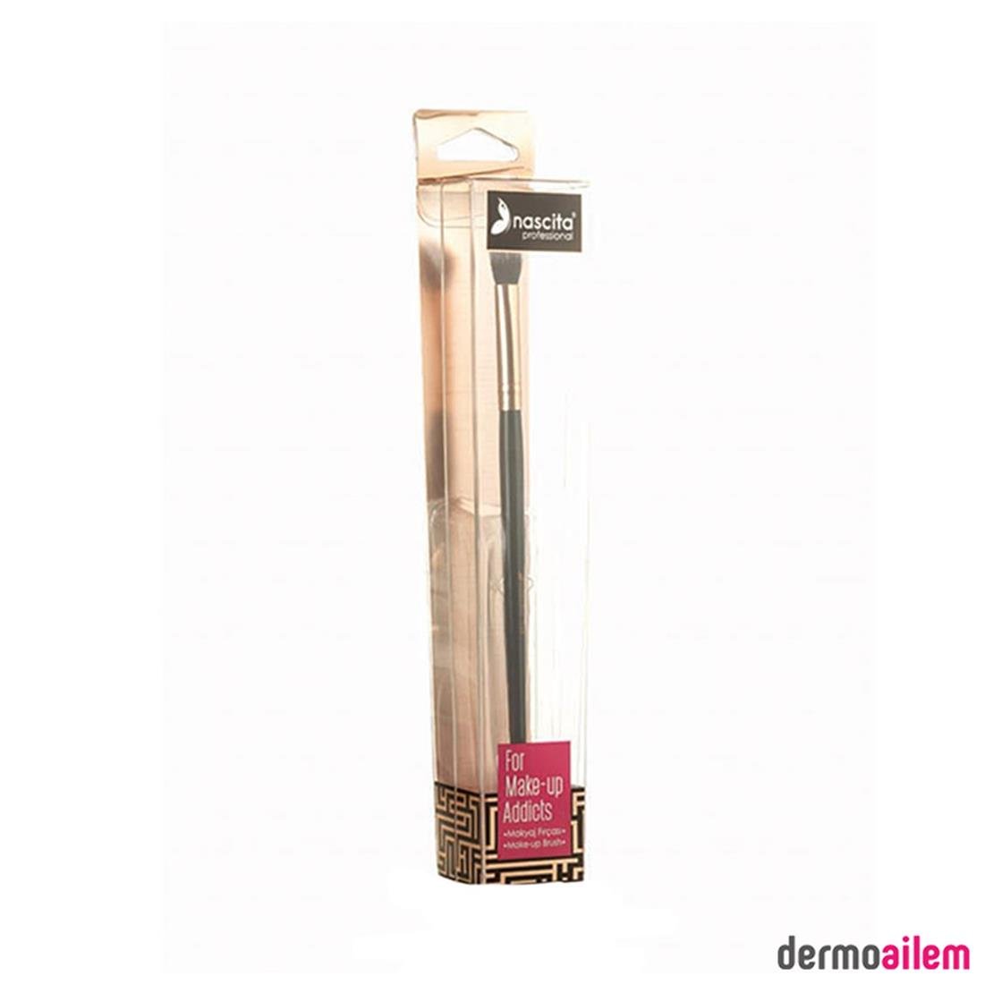 Karıştırma FırçasıNascitaNascita Addicts Dar Yapılı Far Karıştırma Fırçası - 139