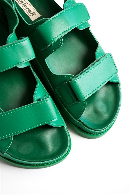 Dianthe Yeşil Mat Bantlı Kadın Sandalet