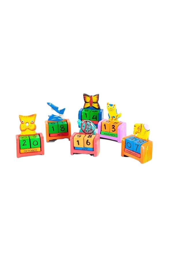 EndonezyaDünyadan HediyelerOZ-AHŞTKVMKRŞK-08Keskin Hediyelik Eşya Ve TekstilAhşap Hayvan Temalı Masa Takvimi 12 cm