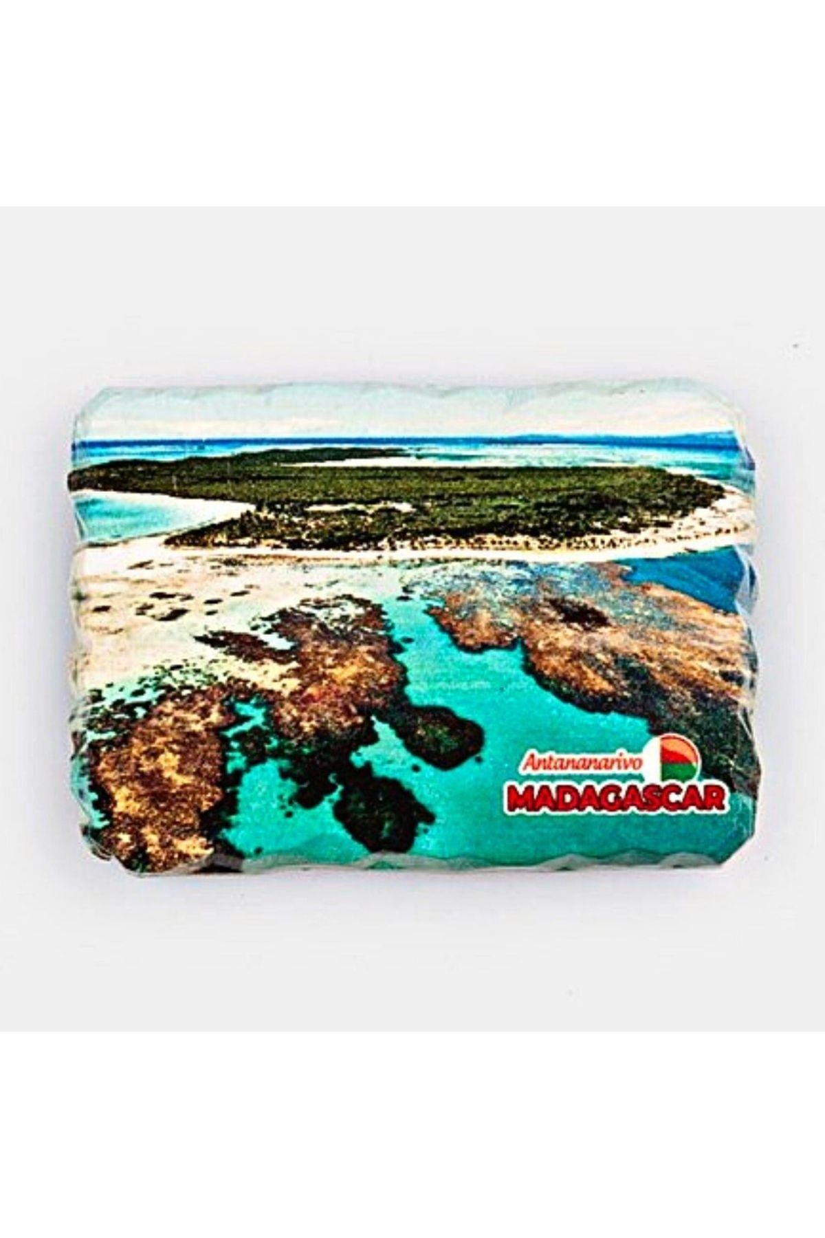 MadagaskarDünyadan HediyelerKRTSKRKMGNT-180Keskin Hediyelik Eşya Ve TekstilMadagaskar Antananarivo Kırık Magnet