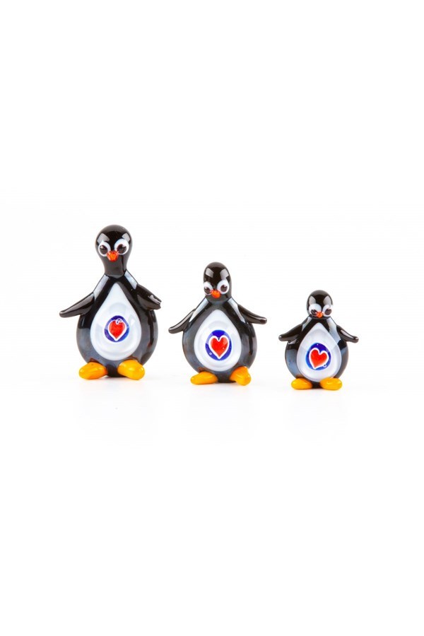 ŞiliDünyadan HediyelerBJ-PNGNLOV03-123KLPKeskin Hediyelik Eşya Ve TekstilMurano Cam Kalpli Penguen Seti Üçlü El Yapımı