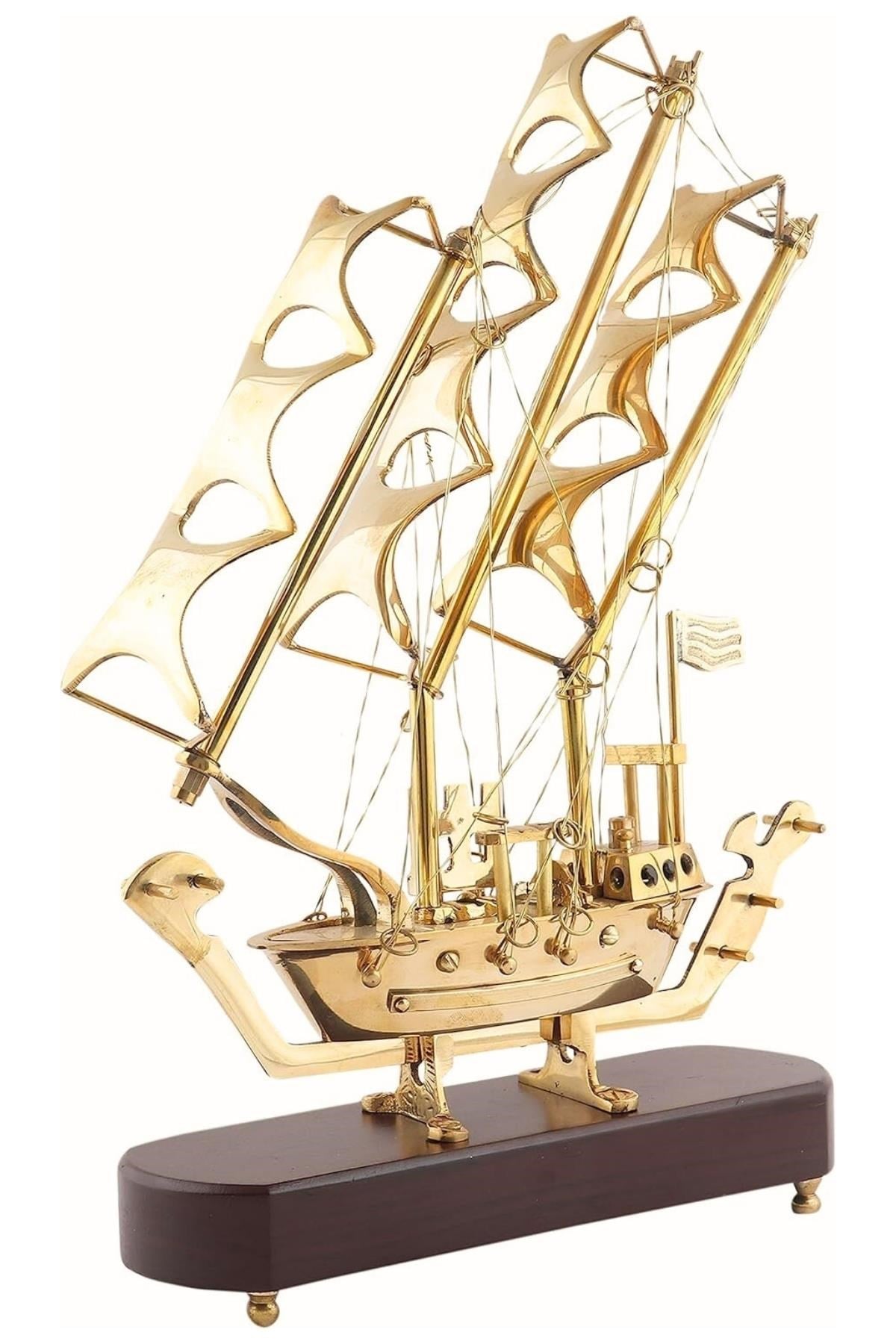 TürkiyeDünyadan HediyelerDNY-DHH0090Keskin Hediyelik Eşya Ve TekstilPirinç Yelkenli Gemi Ahşap Kaideli Ev Ofis Dekorasyon 33cm