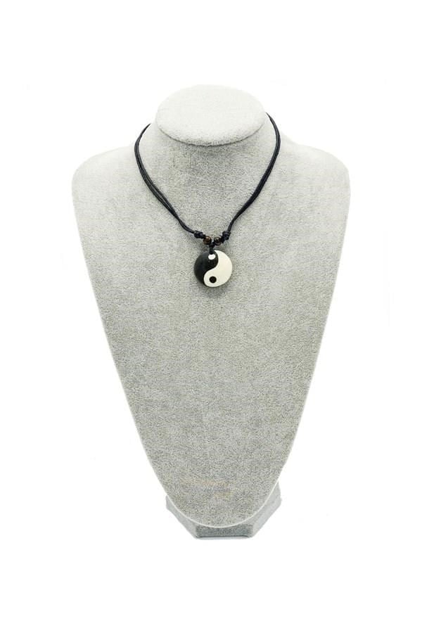ÇinDünyadan HediyelerKLYCNYNGYN-011Keskin Hediyelik Eşya Ve TekstilÇocuk Ahşap Kolye Çin Yin Yang Temalı