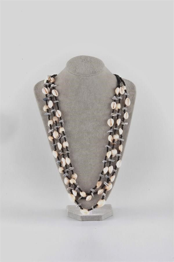 İspanyaDünyadan HediyelerKLYKSK23039Keskin Hediyelik Eşya Ve TekstilCyprea Deniz Kabuğu Katlı Kolye Siyah Boncuklu