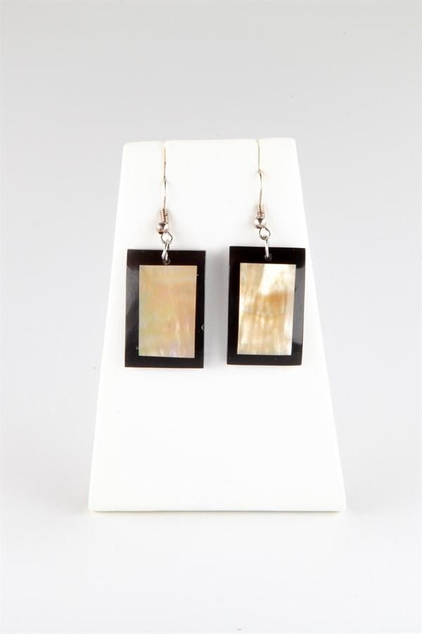 İspanyaDünyadan HediyelerKPSDF-37Keskin Hediyelik Eşya Ve TekstilDoğal Bej Sedef Ahşap Küpe