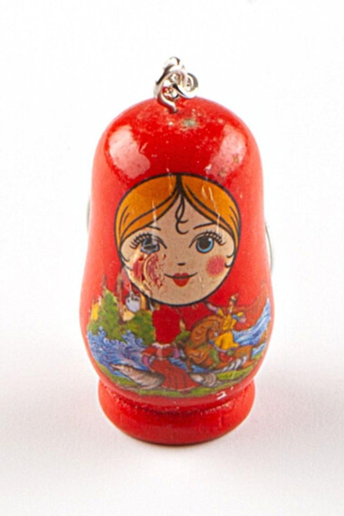 RusyaDünyadan HediyelerDNY-HD100284Keskin Hediyelik Eşya Ve TekstilAhşap Matruşka Bebek Anahtarlık Kırmızı