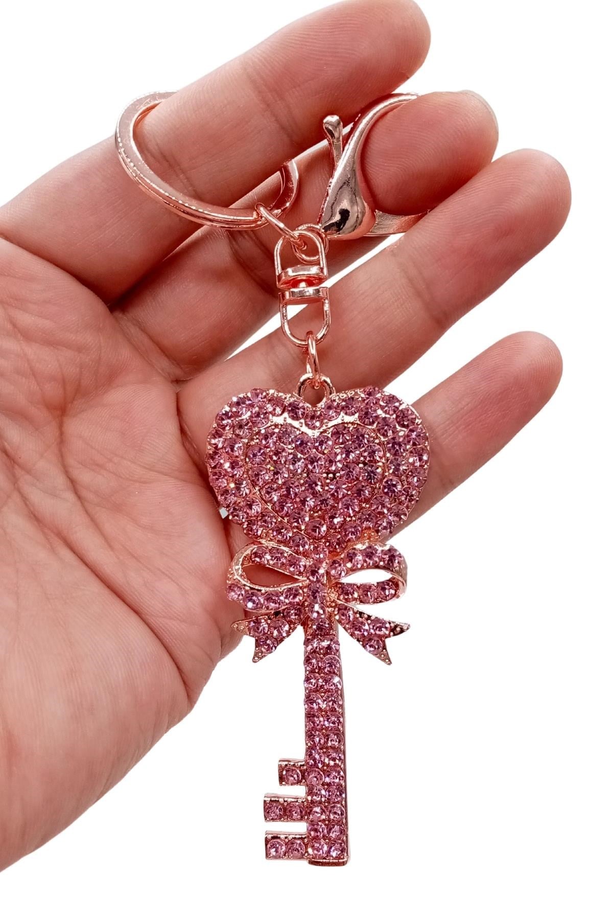 TürkiyeDünyadan HediyelerDNY-HDYZMRT71490Keskin Hediyelik Eşya Ve TekstilKristal Taşlı Pembe Anahtar Anahtarlık No.1