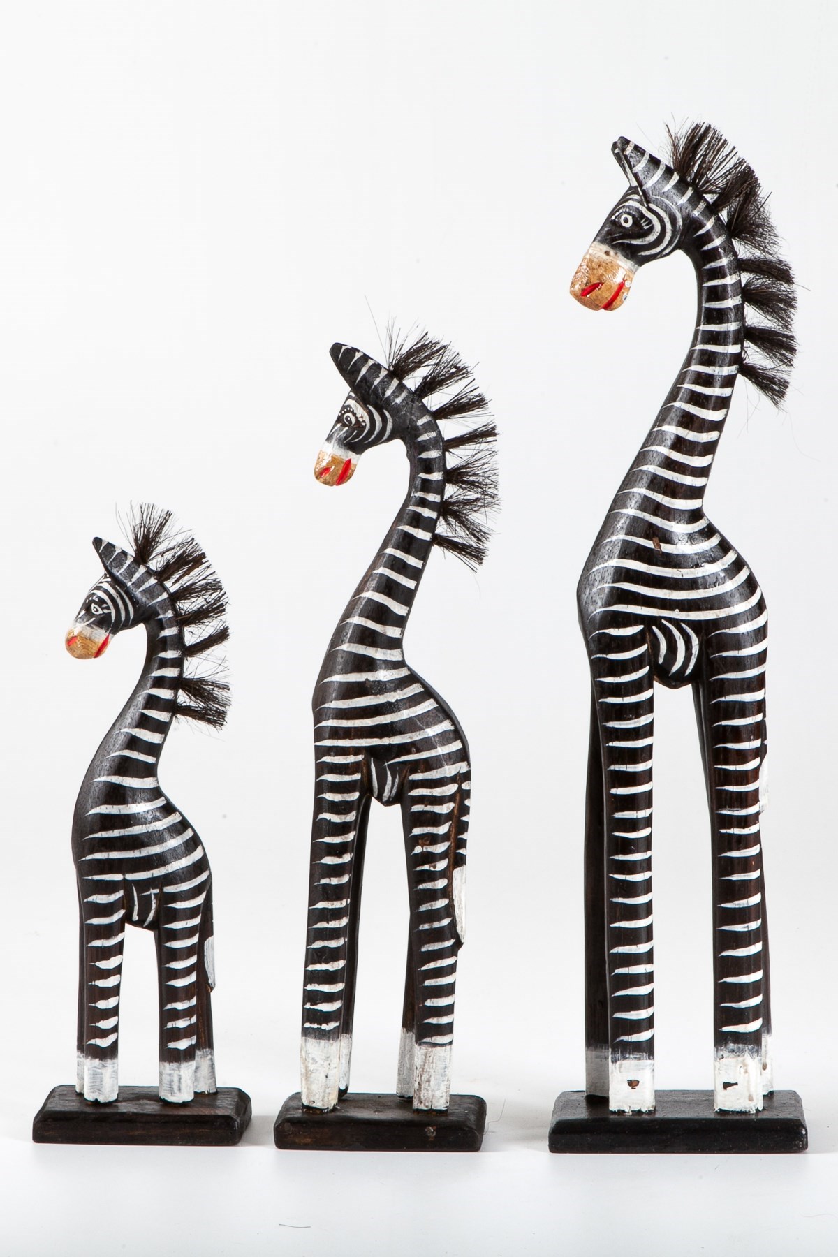 ZambiyaDünyadan HediyelerOZ-AHZRF-03entegraDekoratif Ahşap Üçlü Zebra Biblo