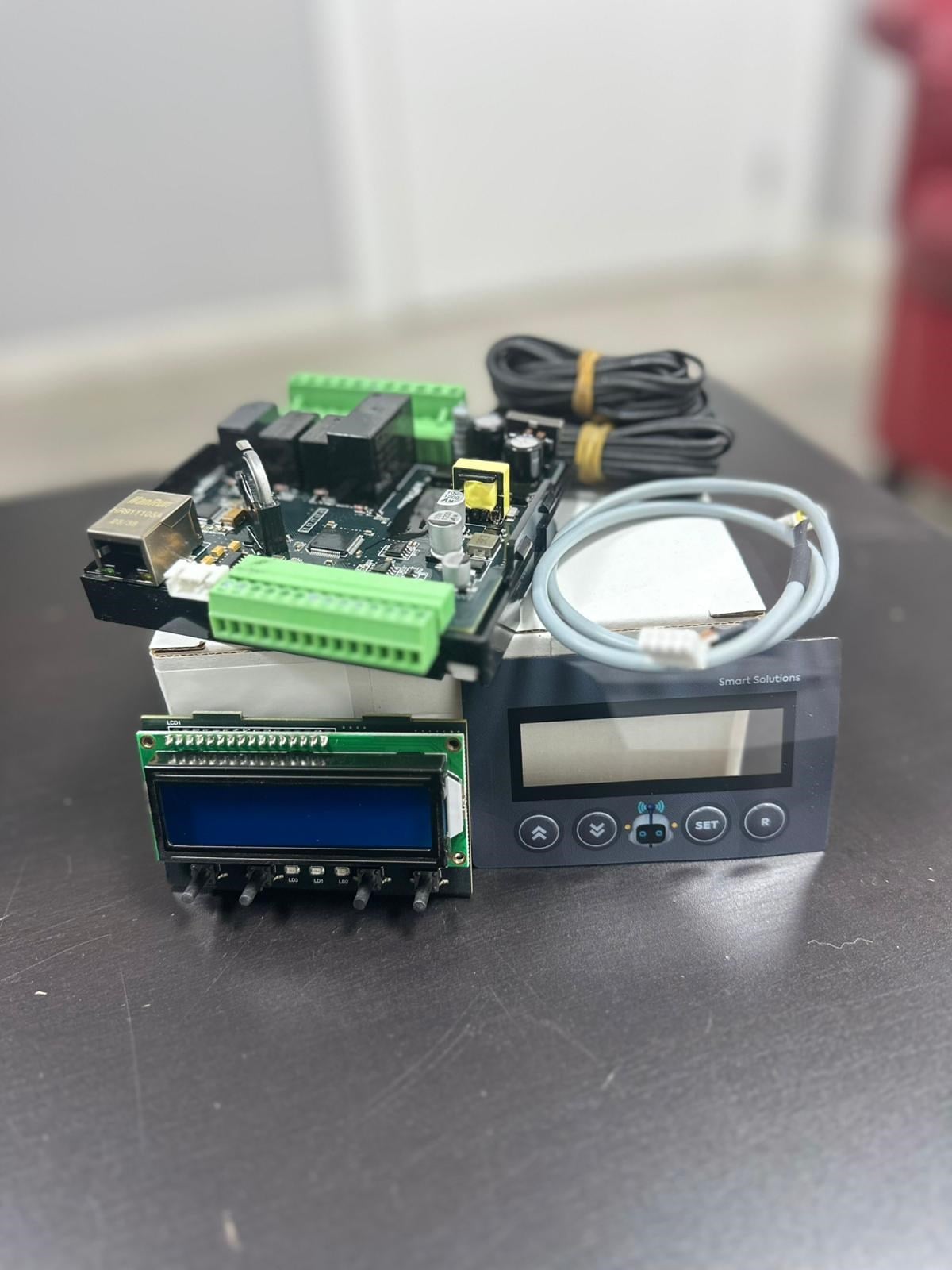 TermostadlarÖn Ekran esm 3773-n