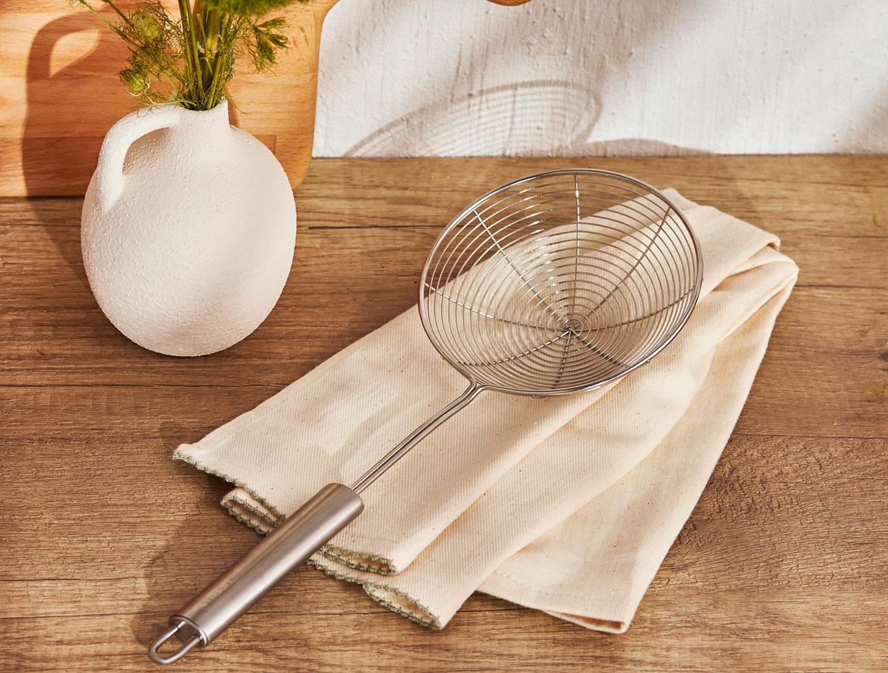 EMSAN MODERN KEVGİR SÜZGEÇ 15 CM