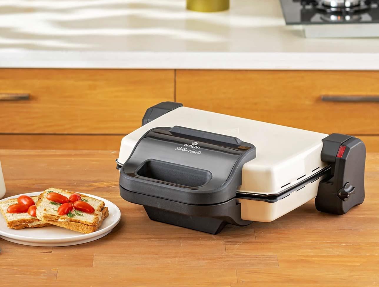 EMSAN BELLA GUSTO TOST MAKİNESİ KREM