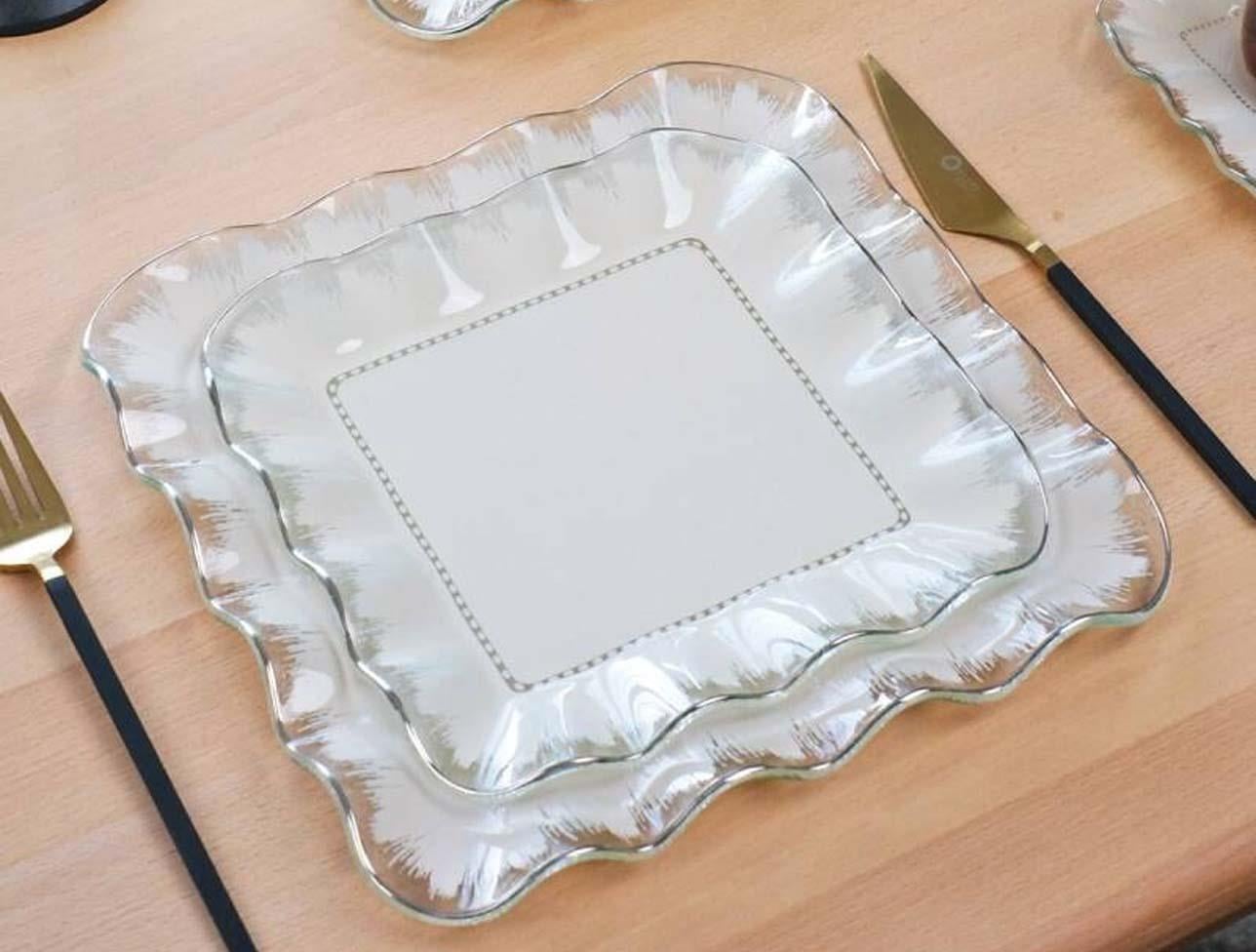 GLORE KARE LATTE ŞEFFAF PLATİN PASTA TABAĞI 21 CM