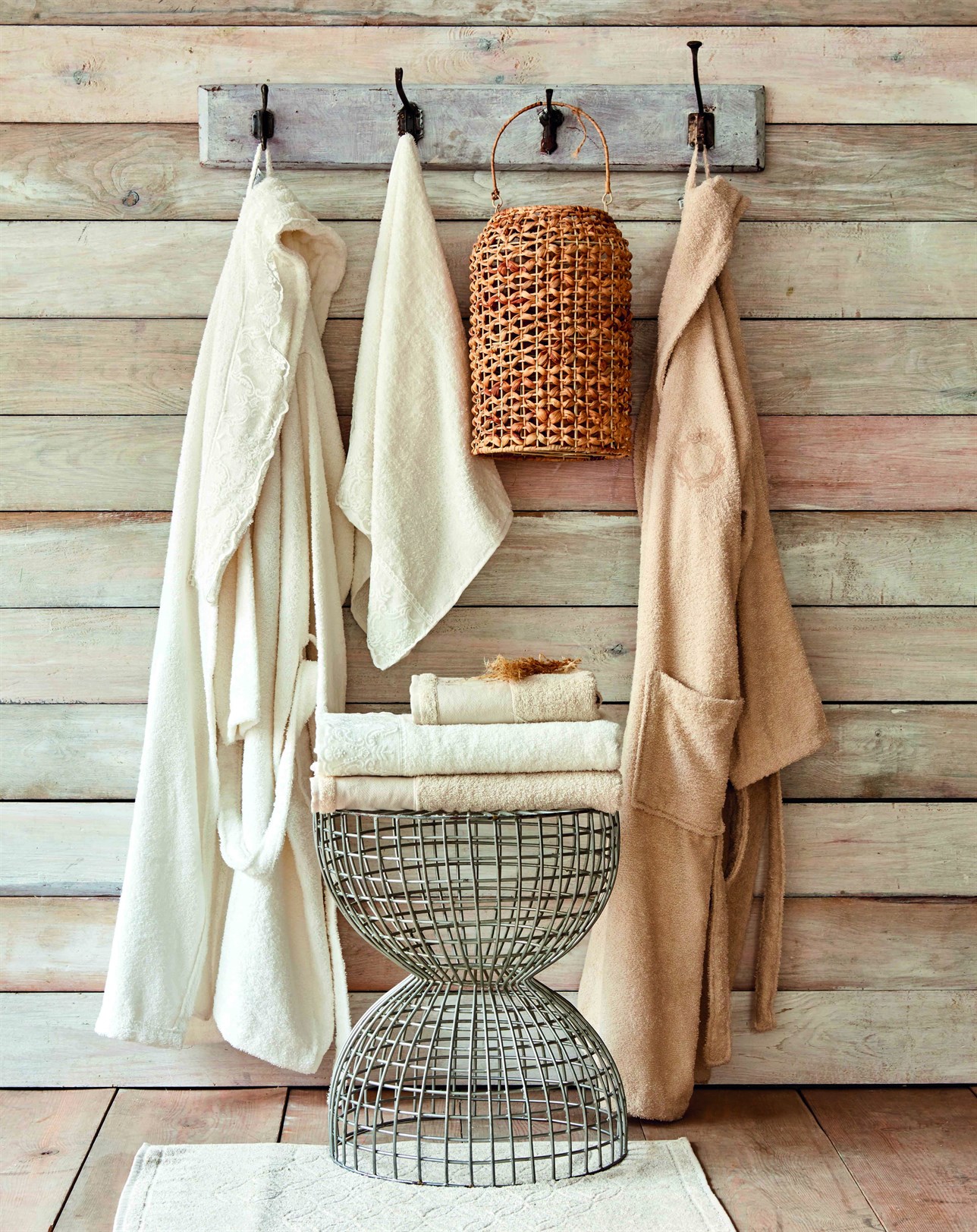 KARACA SILVIO DANTELLİ BORNOZ SETİ OFFWHİTE BEJ