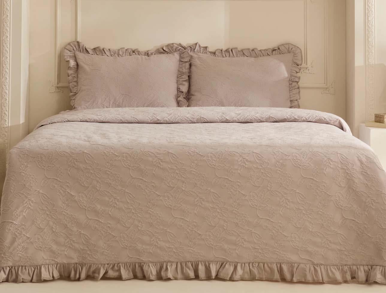 KARACA WHITE COLL TYRA BEJ ÇİFT K.YATAK ÖRTÜSÜ