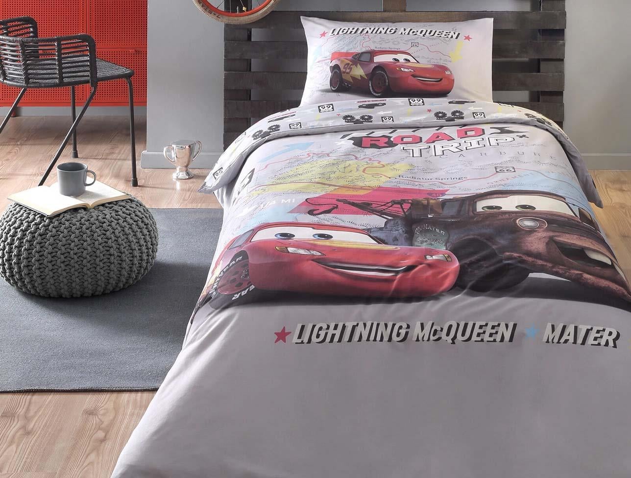 ÖZDİLEK DSNY NEV.TK RF TK GRİ CARS ON THE ROAD