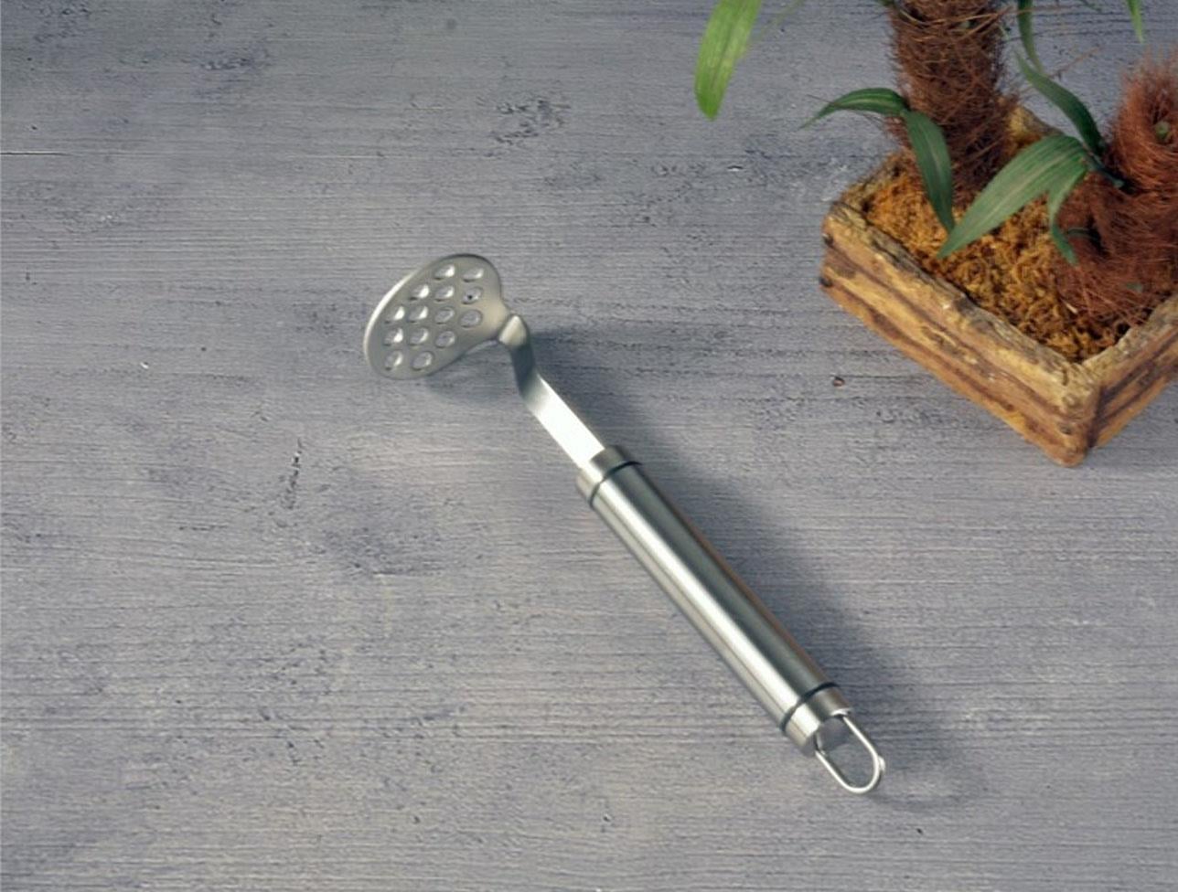 TOHANA 144 - METAL SAPLI PATATES EZICI THN76328