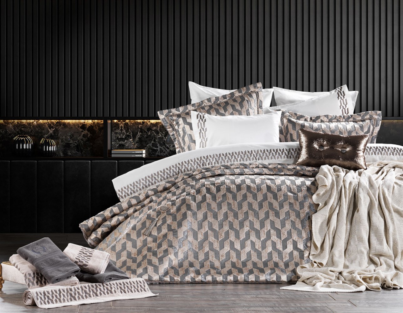 ZEBRA CASSA TRİKOLU YATAK SETİ KREM