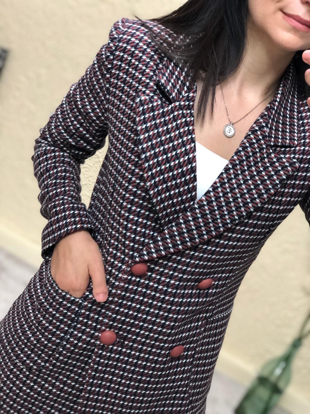 Desenli Düğmeli Kaşe Ceket-Bordo