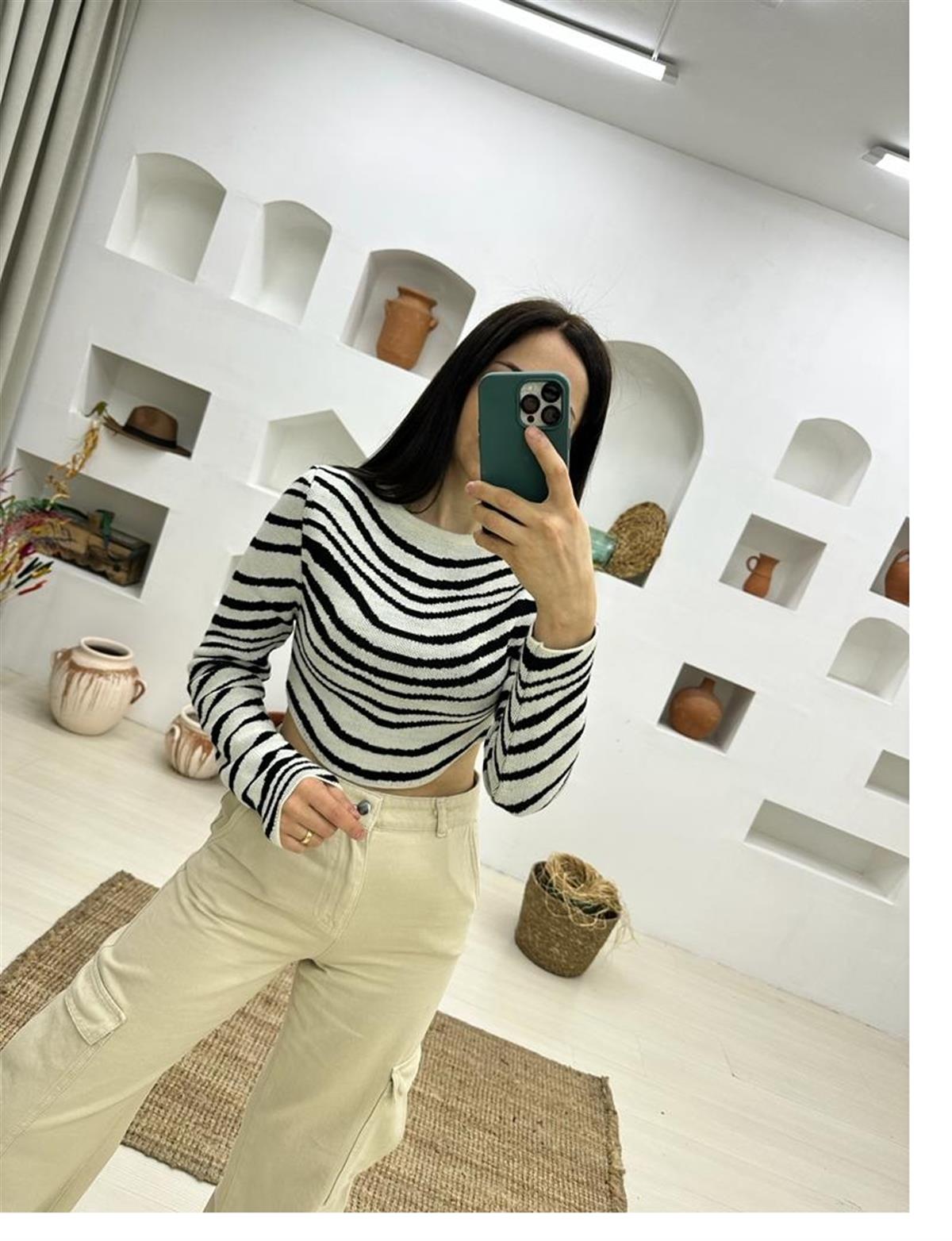 Kısa Altı Oval Zebra Desen Kısa Kazak