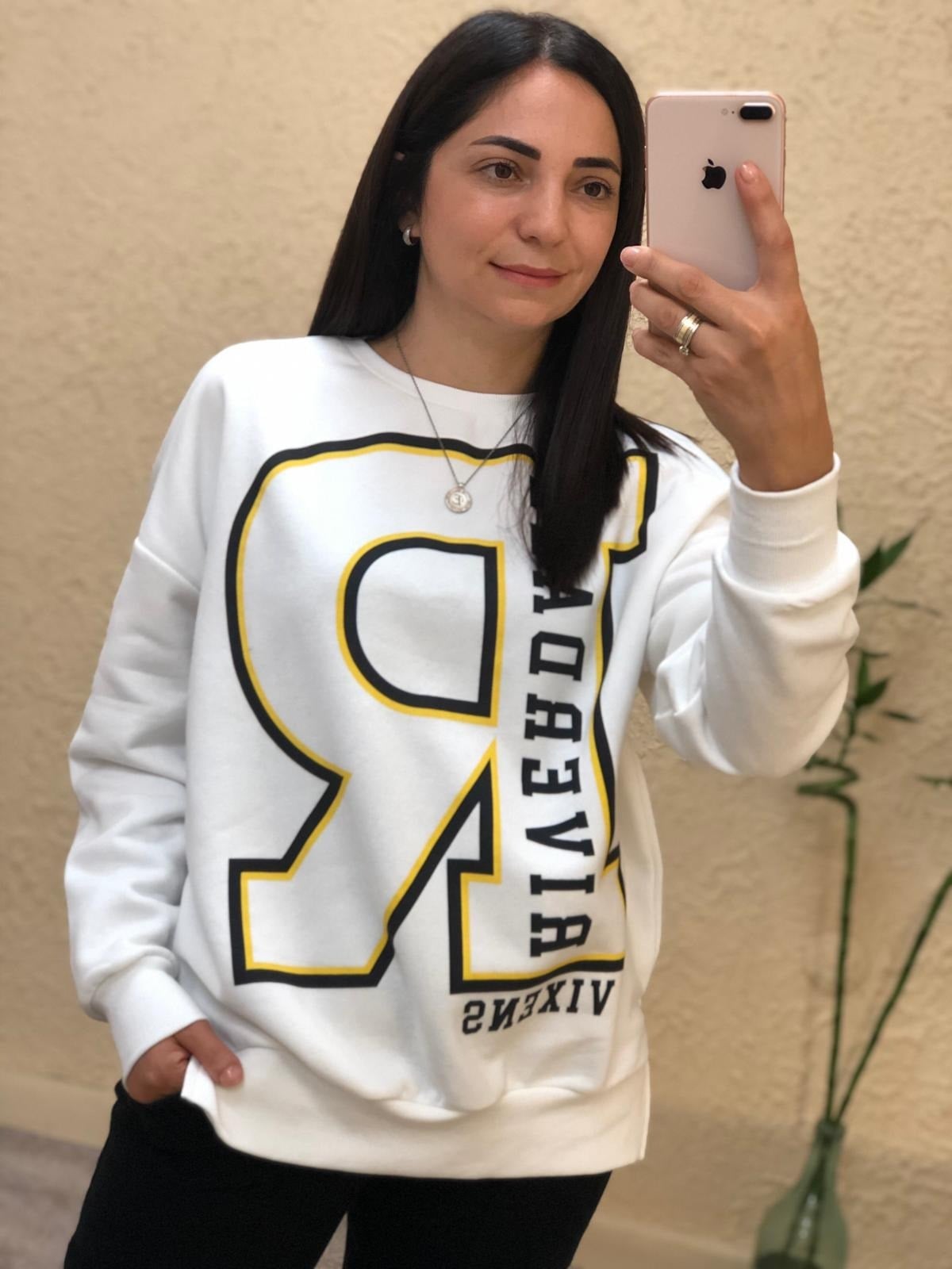 Büyük R Harfli Baskılı Sweat-Ekru