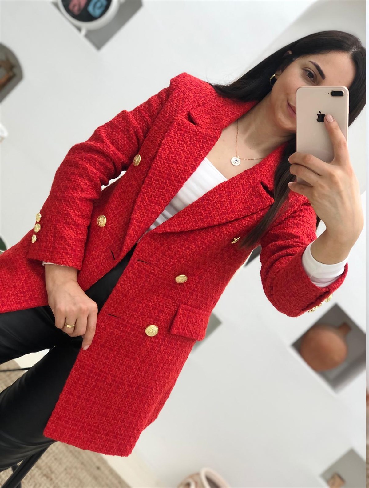 Kalın Kaşe Kumaş Vatkalı Düğmeli Ceket-Kırmızı