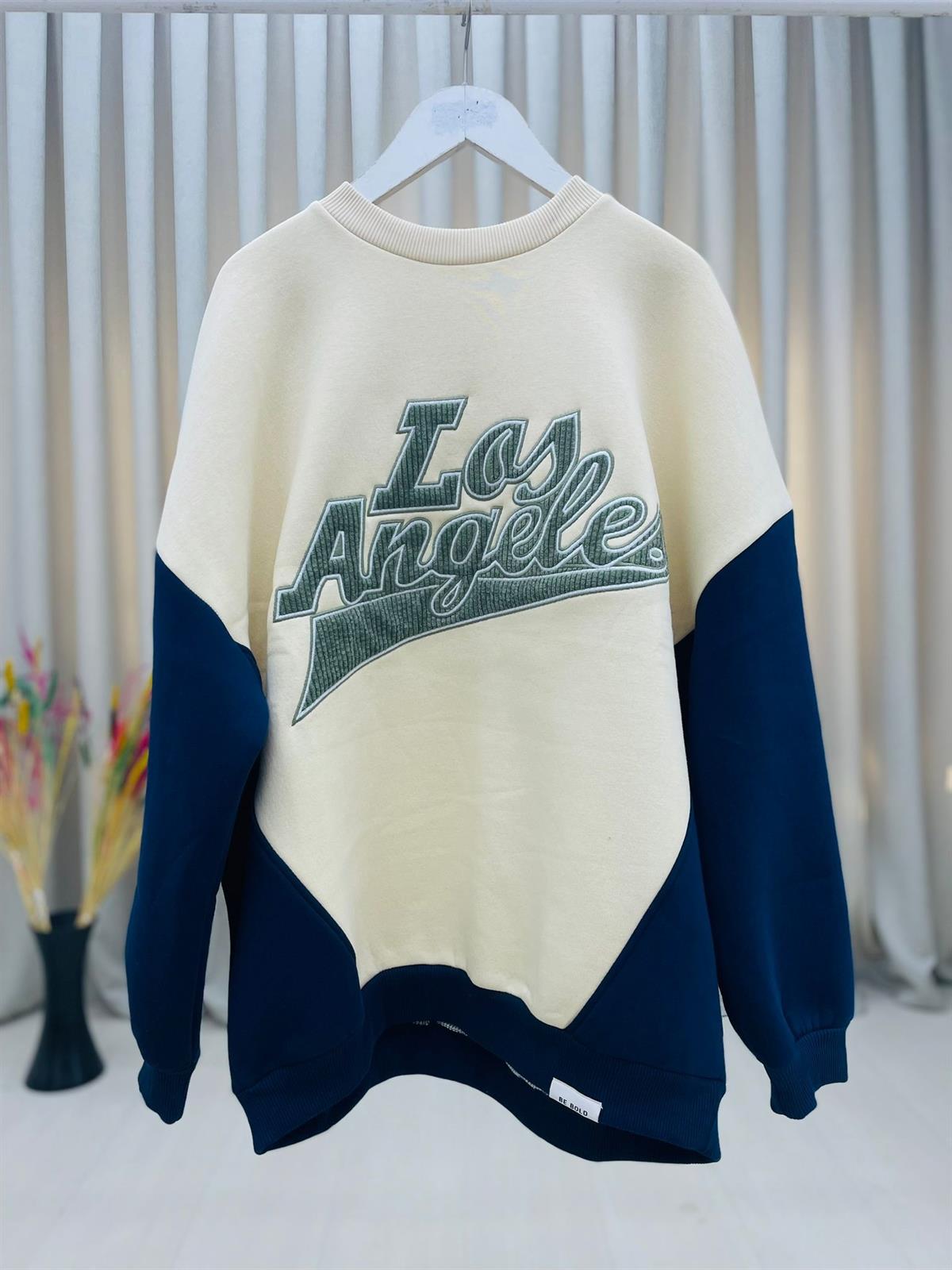 Kalın Kumaş Üç İplik Los Angeles Nakış Kabartmalı Sweatshirt-Bej Lacivert