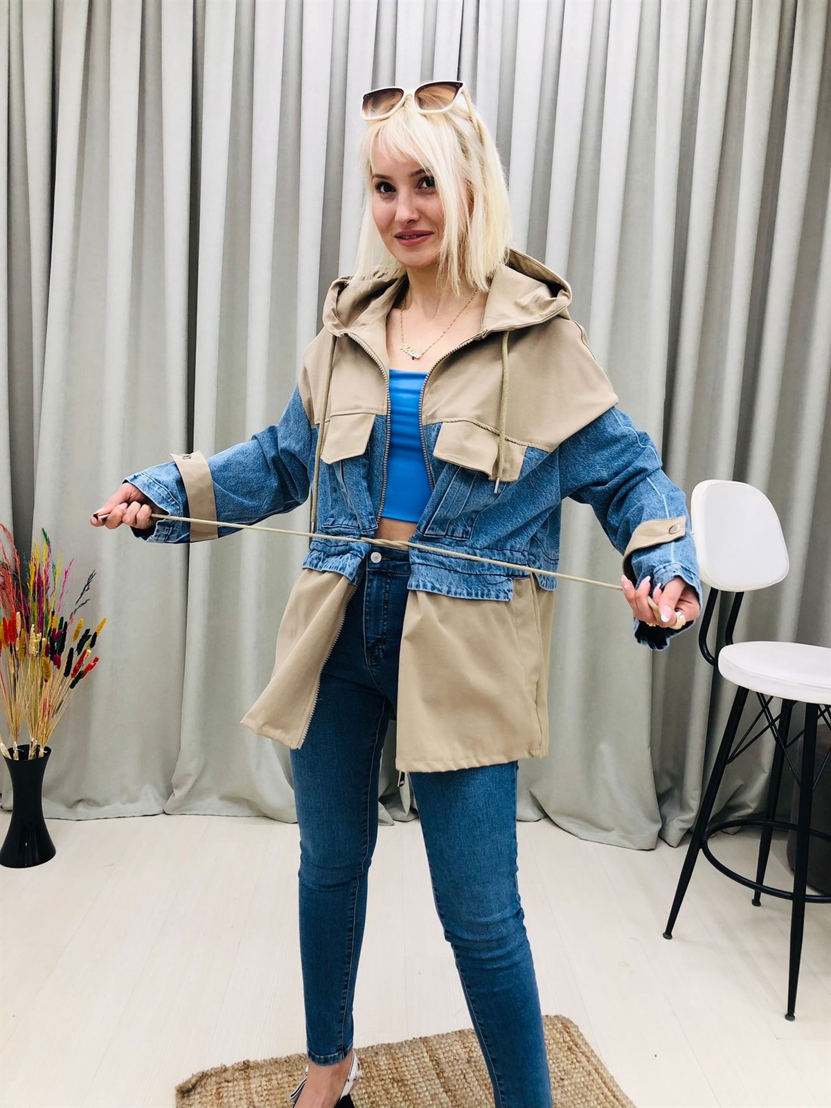 Kapüşonlu Denim Parçalı Mevsimlik Ceket-Bej
