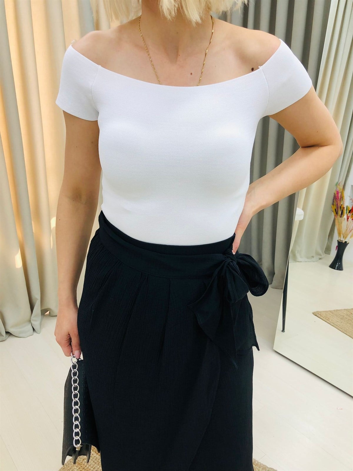 Kayık Yaka Basic Triko