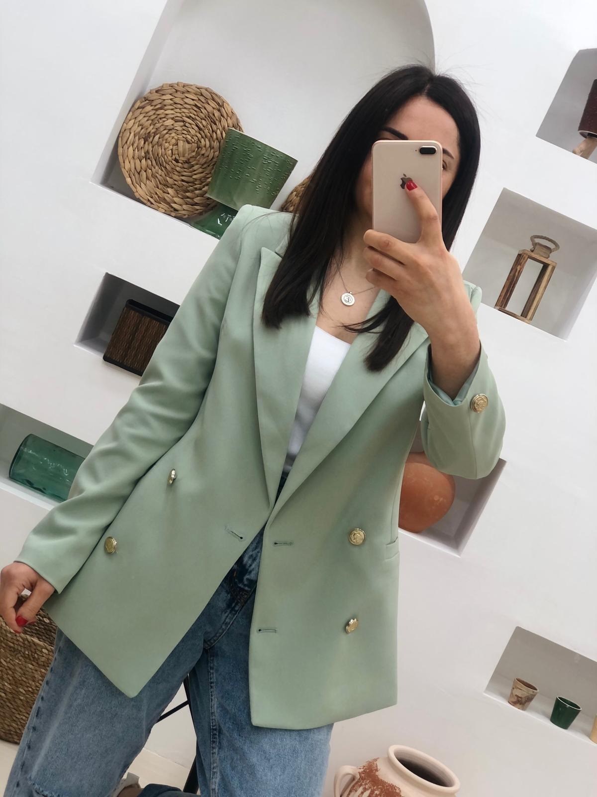 Sarı Düğmeli Ara Boy Ceket-CaglaYeşil