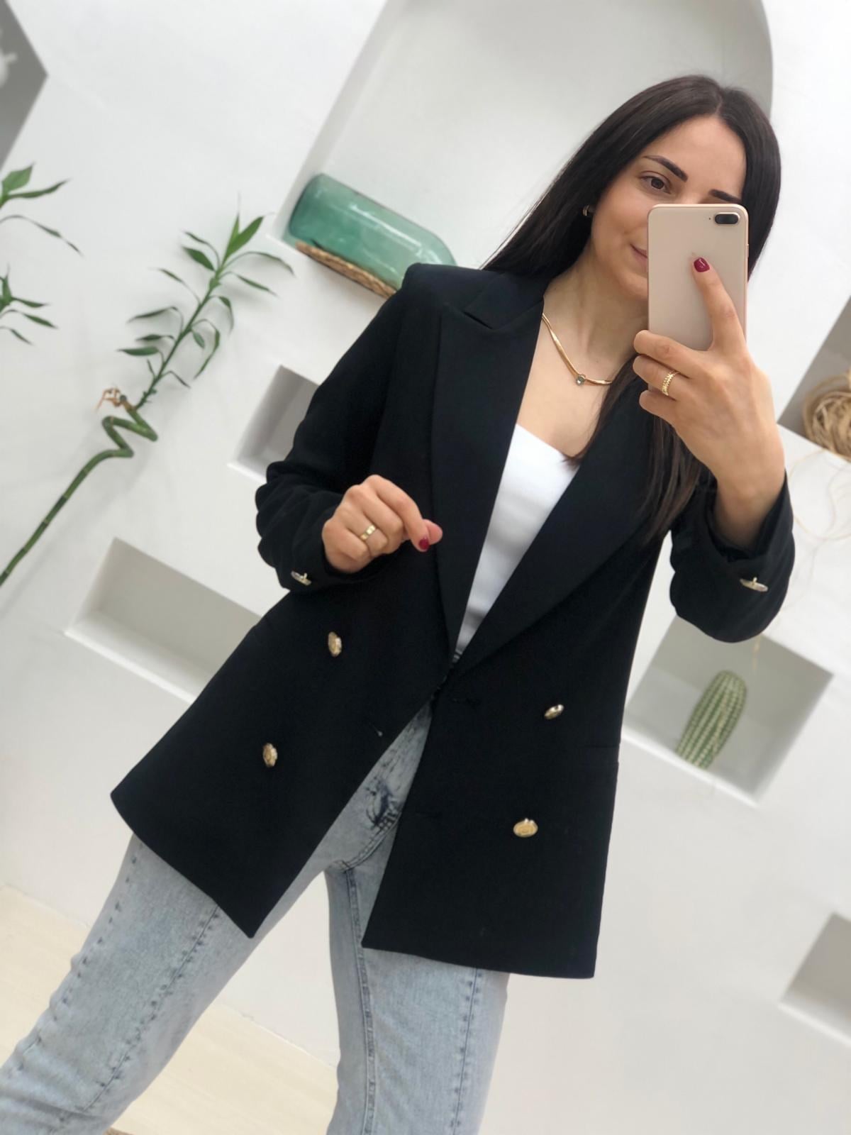 Sarı Düğmeli Ara Boy Ceket-Siyah