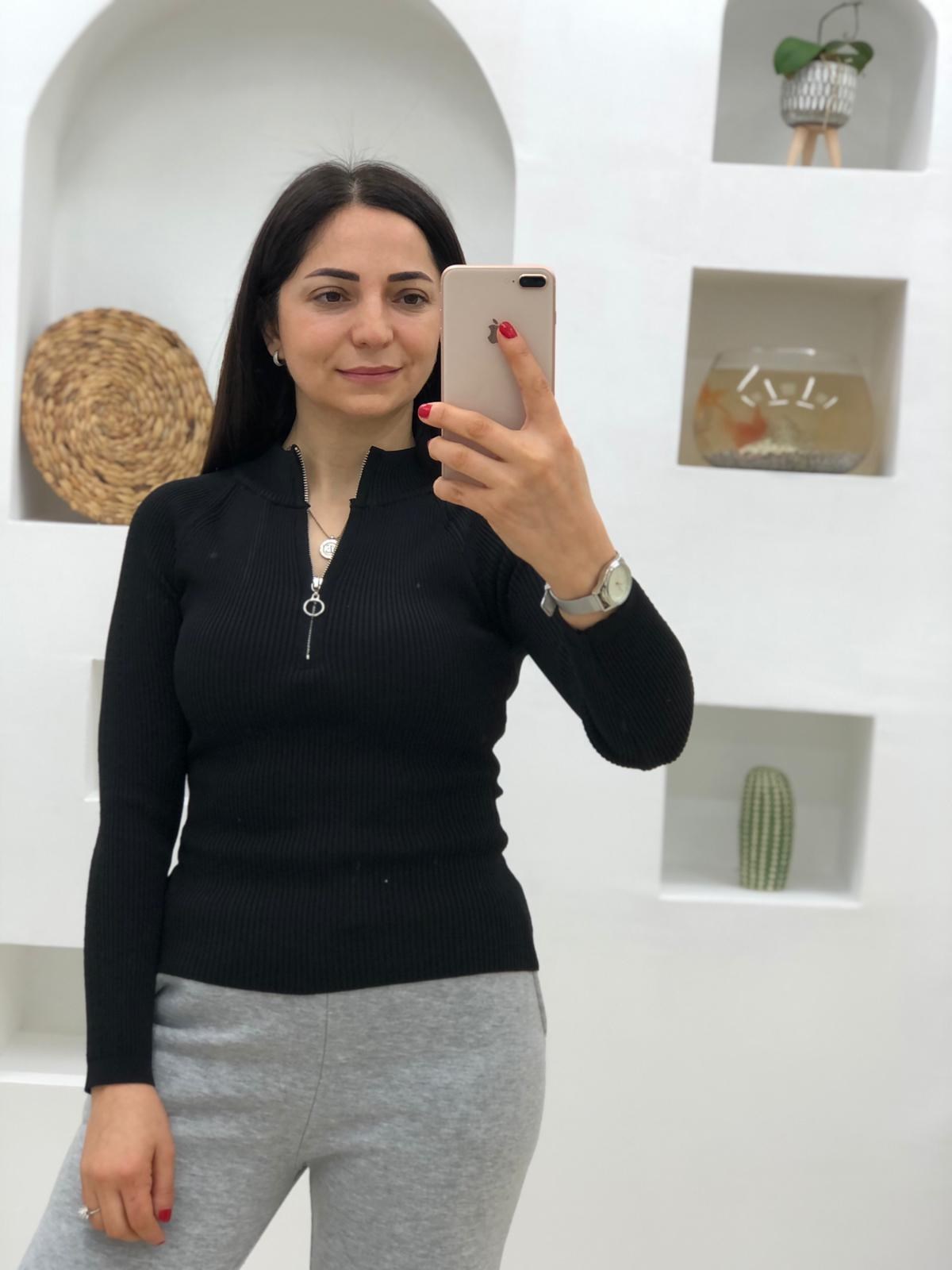 Yakası Fermuarlı Fitilli Triko-Siyah