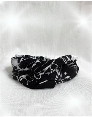 Siyah Beyaz Desenli Saten Bandana