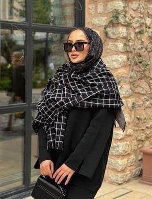Stella Siyah Renk Omuz Şalı