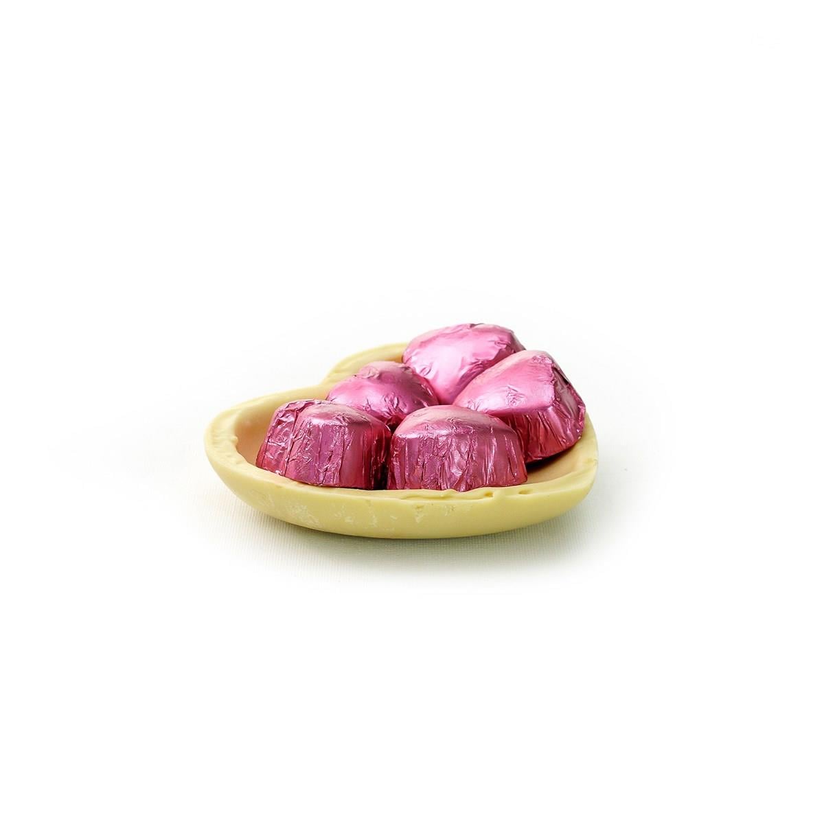 Fildişi Figür Tabanlı Pembe Kalp Çikolata