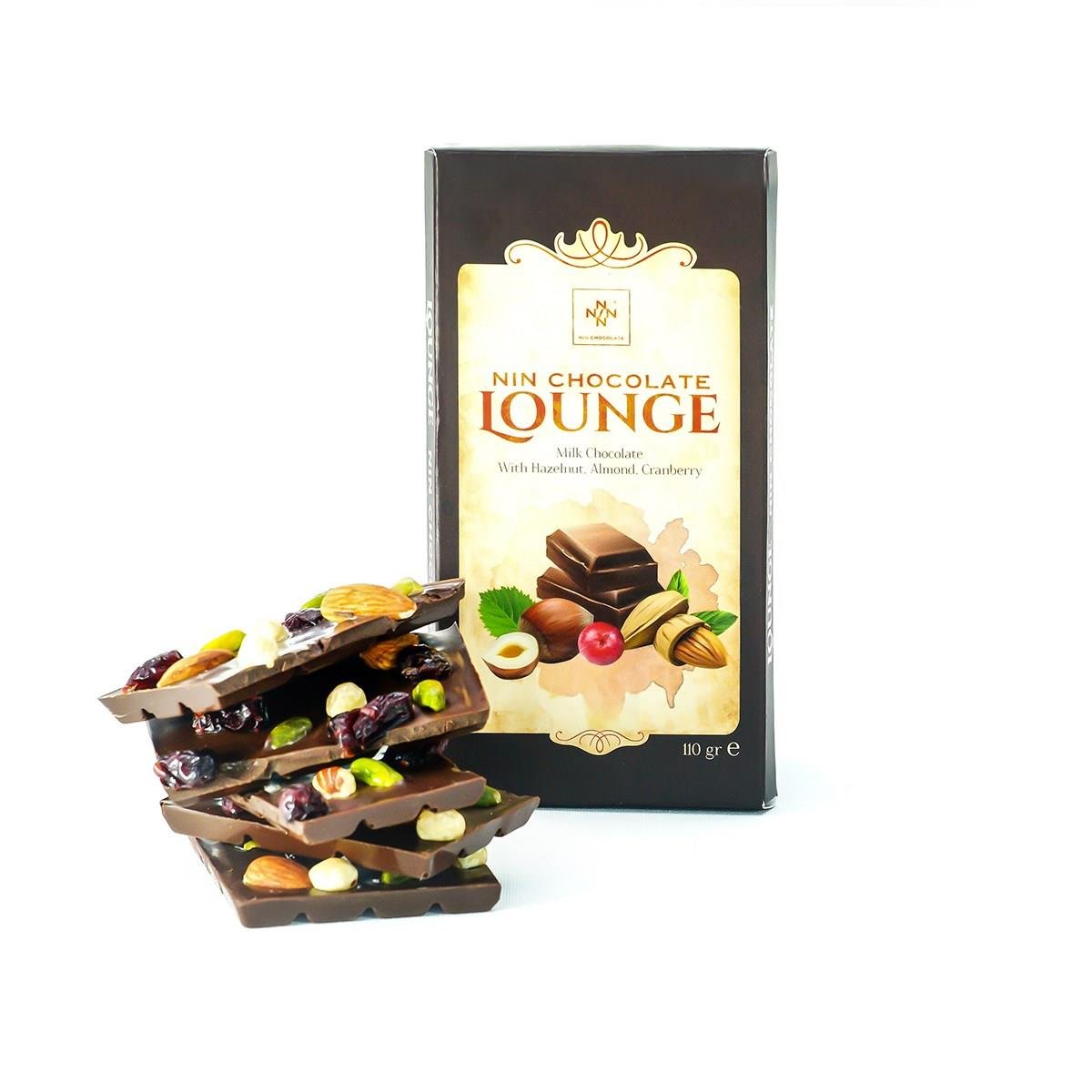 Lounge Bademli Kuruyemişli Sütlü Çikolata 110g