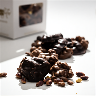 NIN Chocolate Roş Çikolata Serisi – Sütlü & Bitter (Fındıklı ve Antep Fıstıklı Seçenekleriyle)